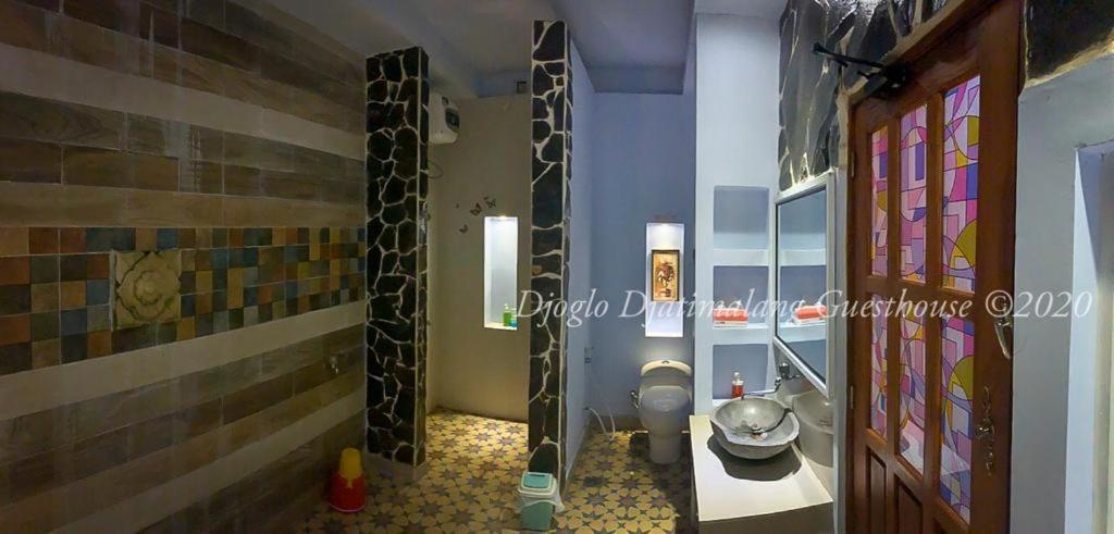Djoglo Djatimalang Guesthouse Blitar Dış mekan fotoğraf