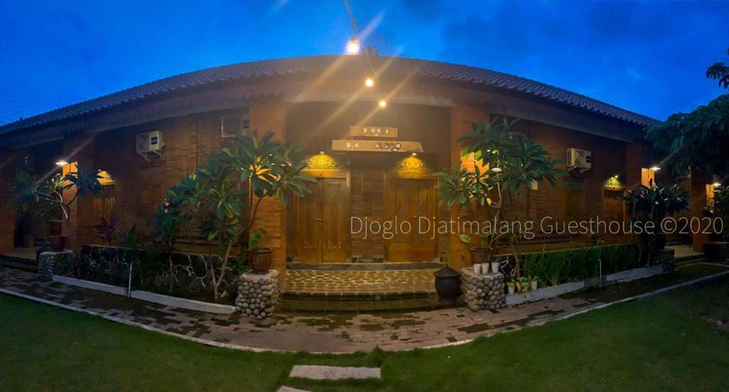 Djoglo Djatimalang Guesthouse Blitar Dış mekan fotoğraf